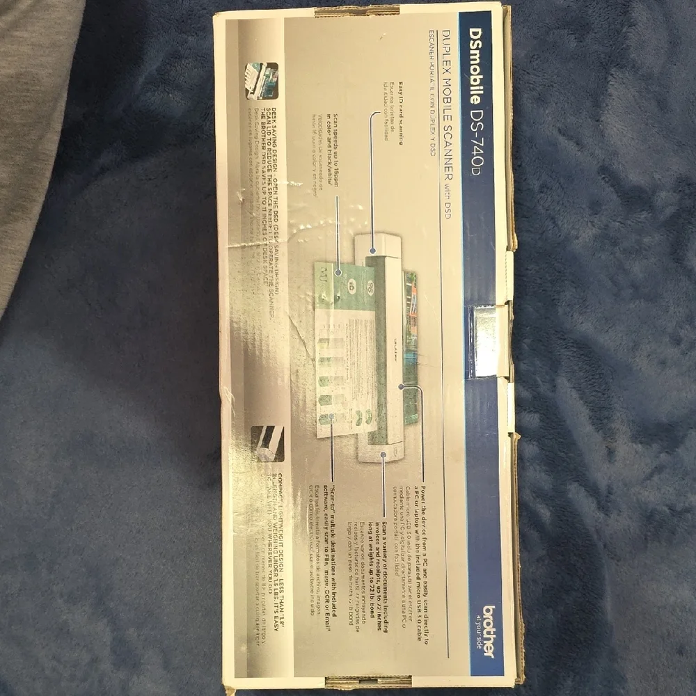 Brother Mobile Duplex Scanner in White and Blue - Picture 4 of 11